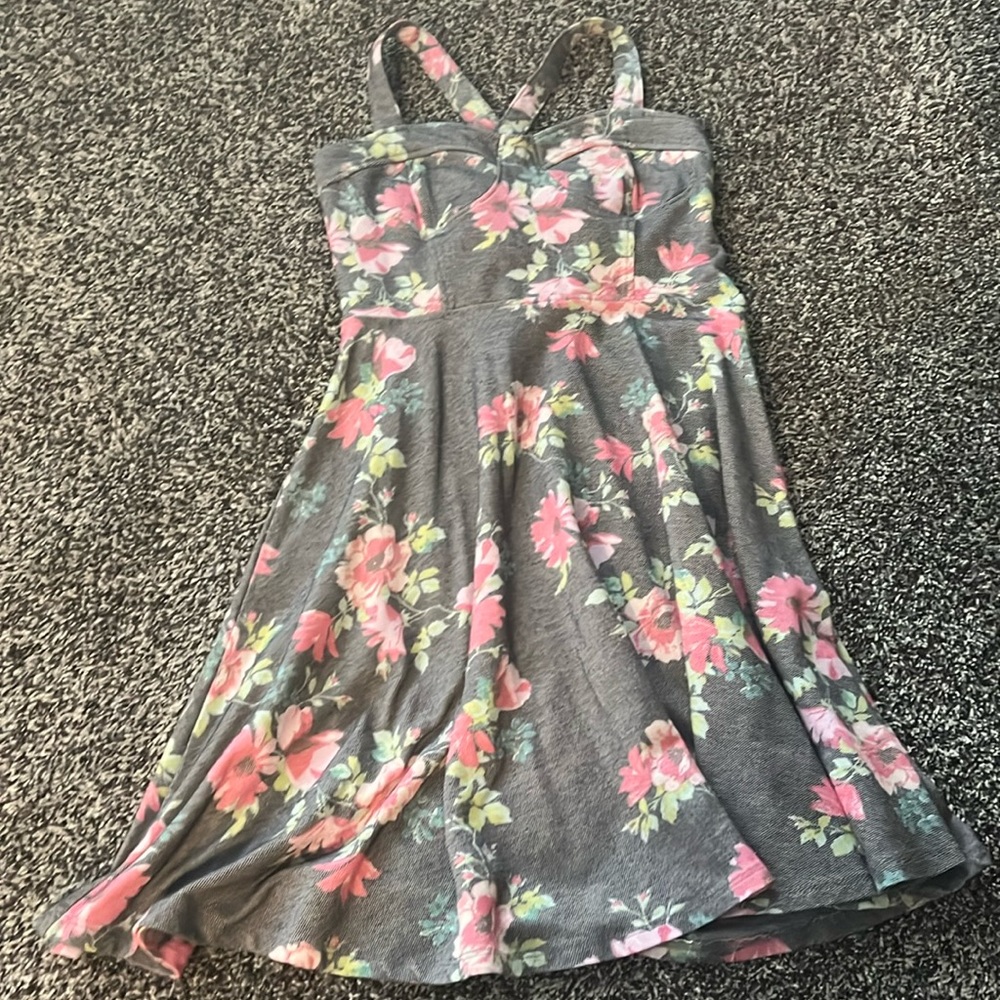 Brand is unknown Good for Fun and dressy occasions